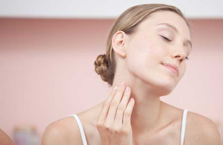 Illustration for article titled How to choose the right neck firming Cream
